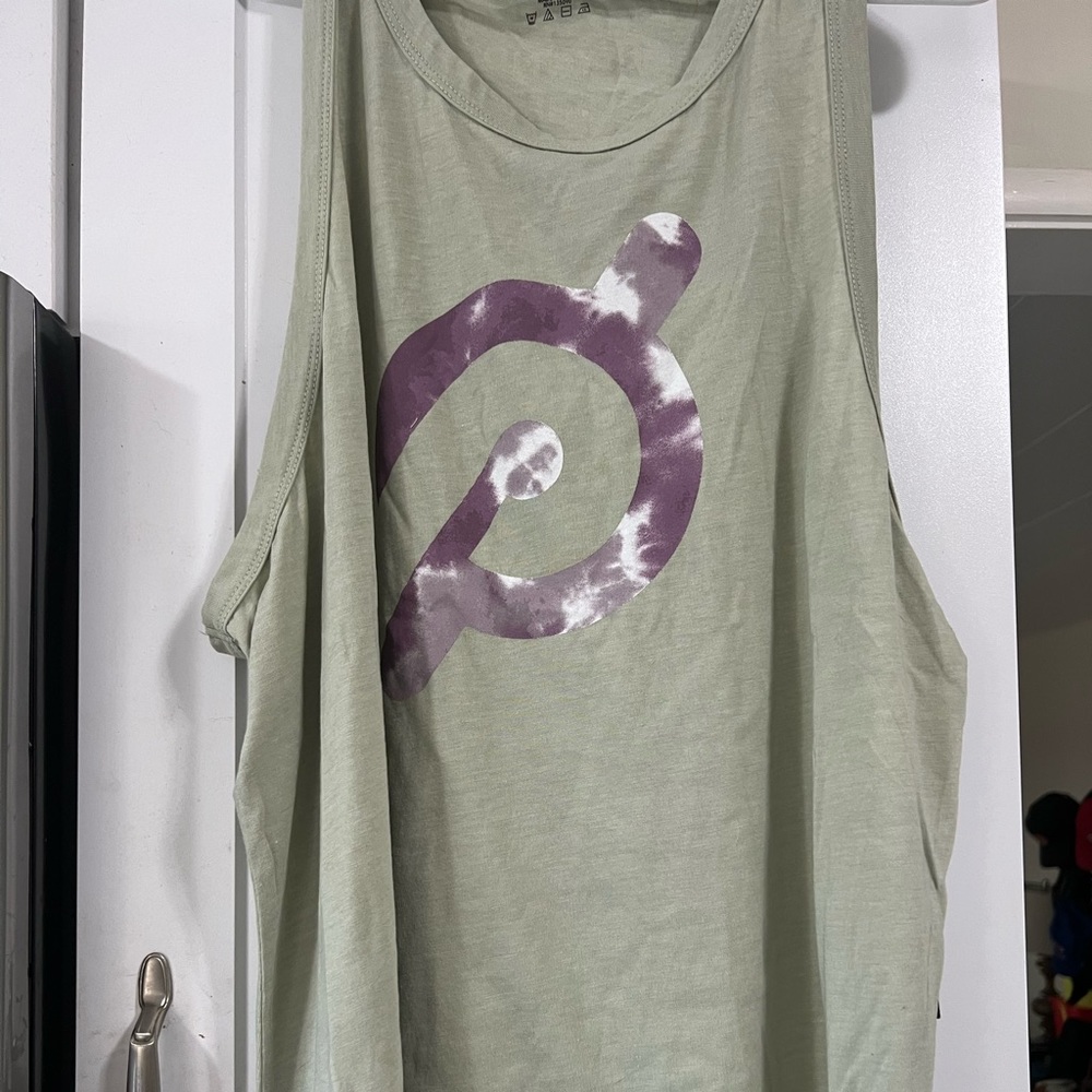 Peloton Go To Racer tank new with tags size XL green